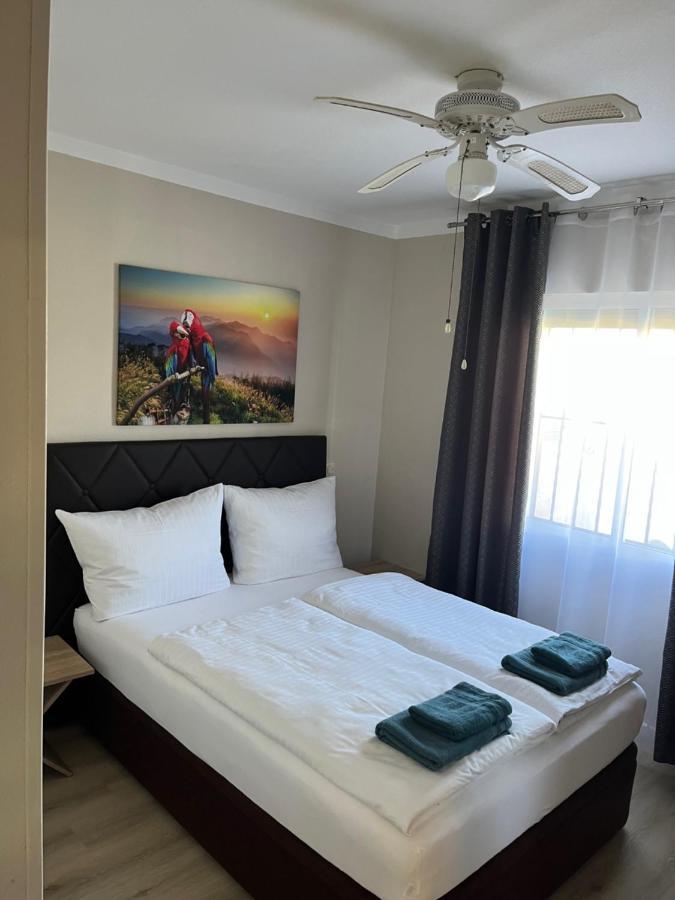 Appartement Villa-Celine Torrevieja Eksteriør billede